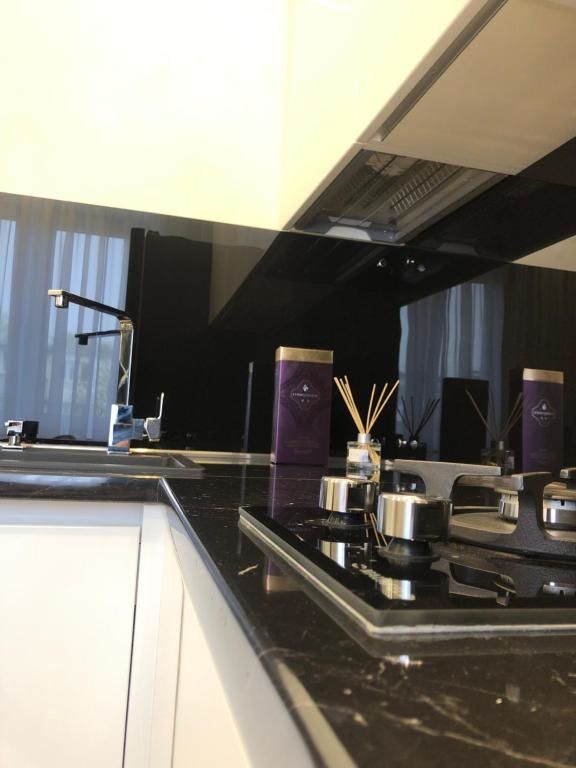 Апартаменты LUX APARTMENT ON BIRUZOVA Минск-41