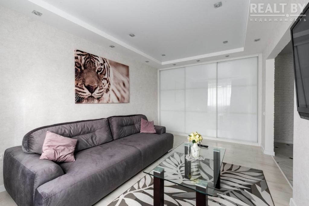 Апартаменты LUX APARTMENT ON BIRUZOVA Минск-59