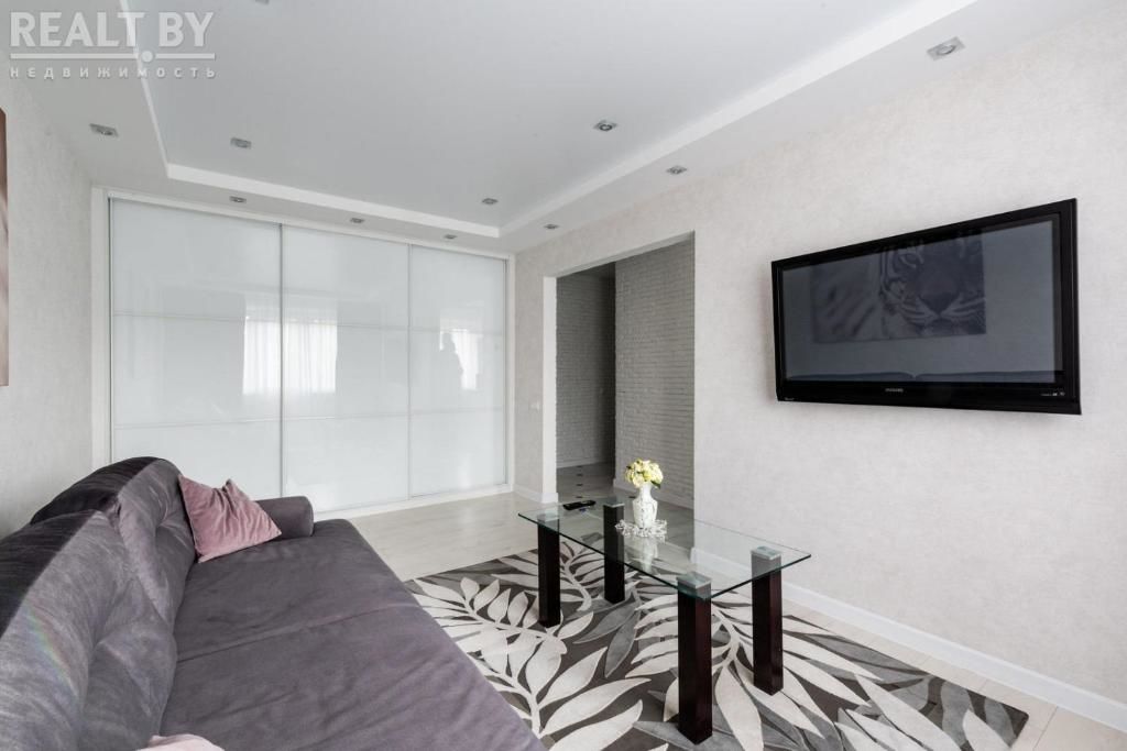 Апартаменты LUX APARTMENT ON BIRUZOVA Минск-61