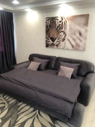 Апартаменты LUX APARTMENT ON BIRUZOVA Минск Улучшенные апартаменты-10