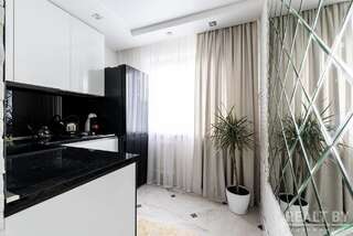 Апартаменты LUX APARTMENT ON BIRUZOVA Минск Улучшенные апартаменты-14