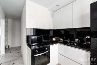 Апартаменты LUX APARTMENT ON BIRUZOVA Минск Улучшенные апартаменты-16