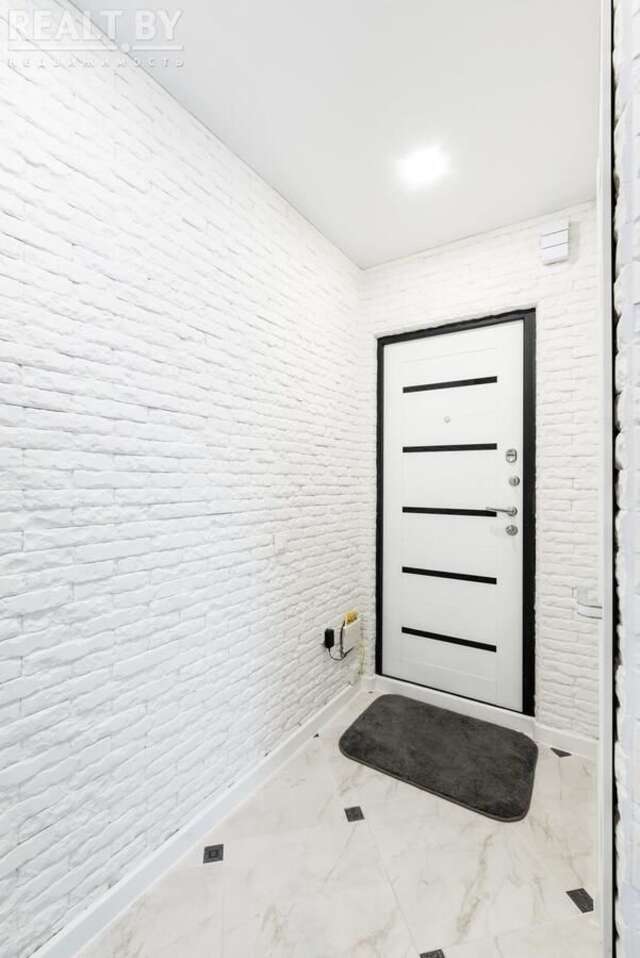 Апартаменты LUX APARTMENT ON BIRUZOVA Минск-5