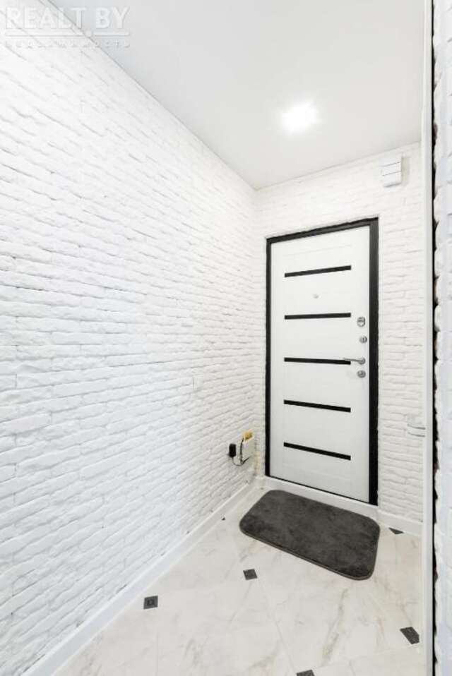 Апартаменты LUX APARTMENT ON BIRUZOVA Минск-52