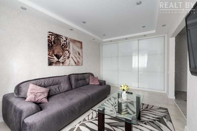 Апартаменты LUX APARTMENT ON BIRUZOVA Минск-58